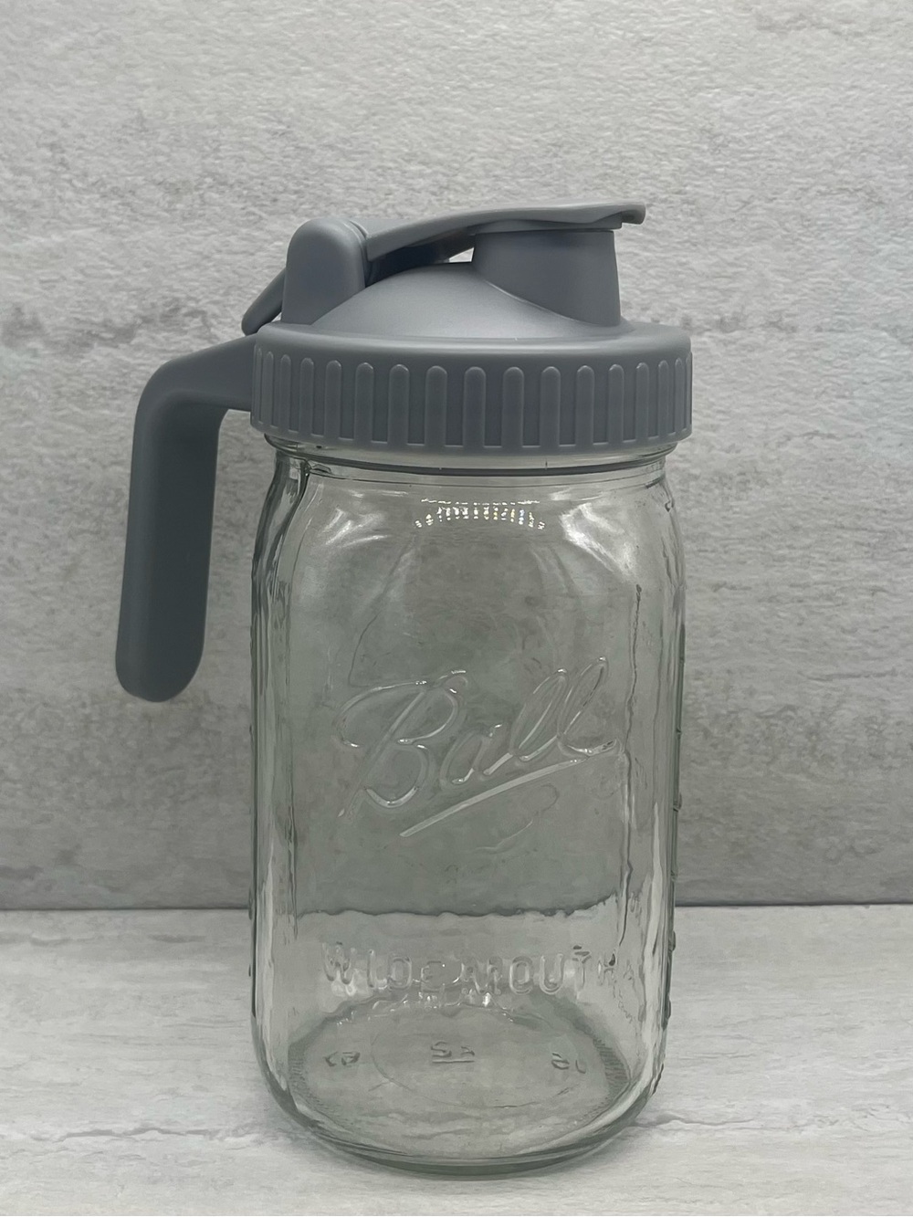 🪅 Ball 32 oz Glass Mason Jar with Pour Spout Lid